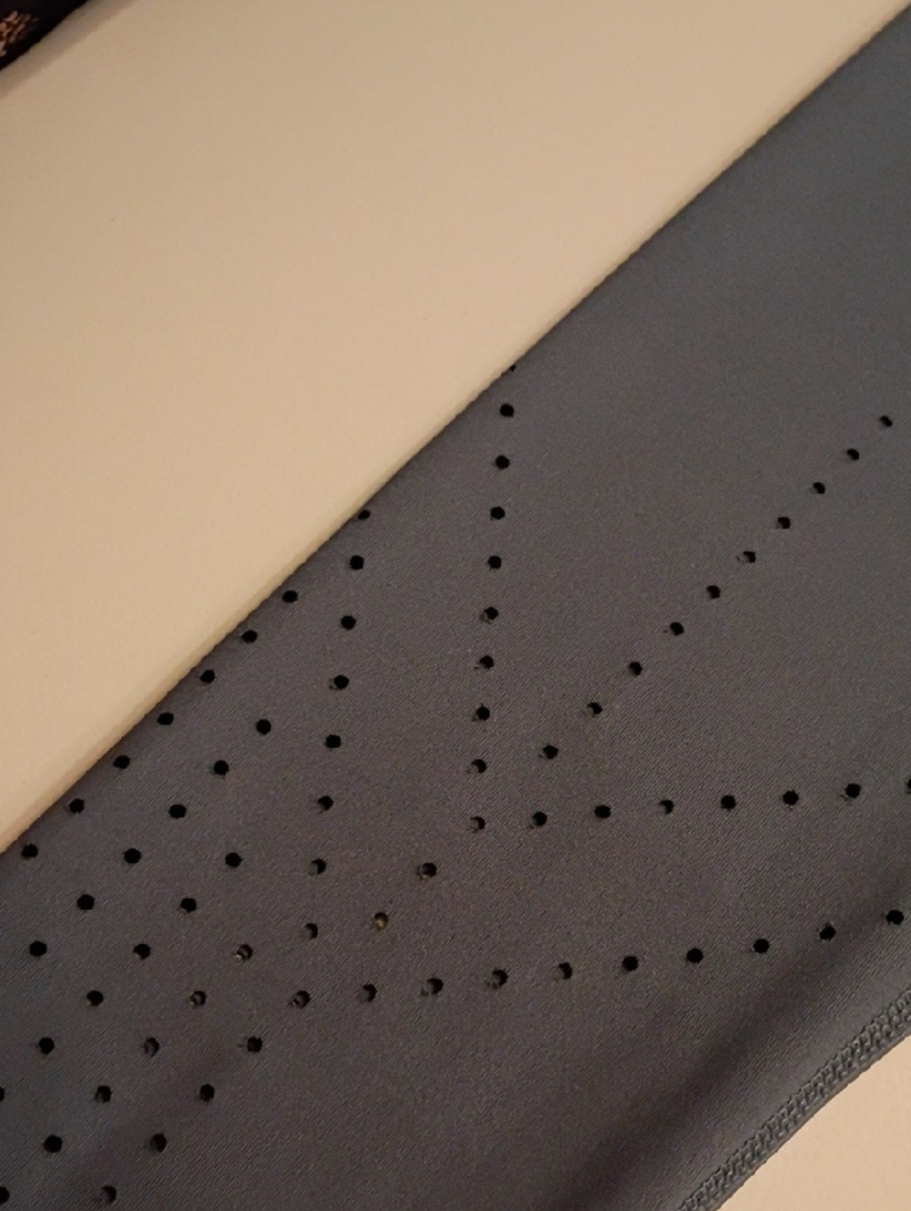 Zella Slate Blue Laser-Cut Cropped Leggings - Picture 5 of 16